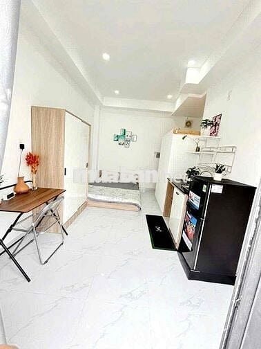 CĂN HỘ CAO CẤP CỬA SỔ RỘNG THOÁNG MÁT - NỘI THẤT MỚI TINH
