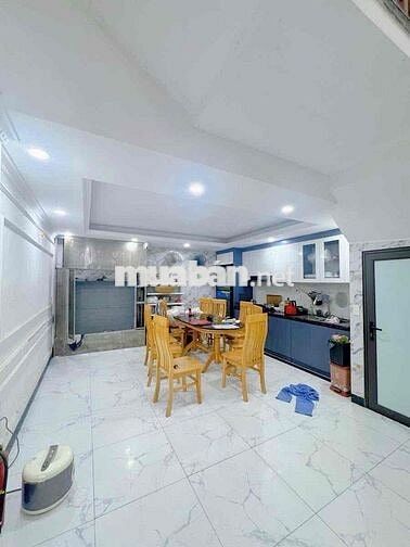 BÁN NHÀ ĐẠI TỪ SÁT HỒ LINH ĐÀM GẦN PHỐ DT: 48m2, MT4,6m, 6 Tầng.