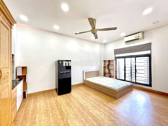 PHÒNG SIÊU RỘNG !!! FULL NỘI THẤT ĐI BỘ QUA CÔNG VIÊN HOÀNG VĂN THỤ