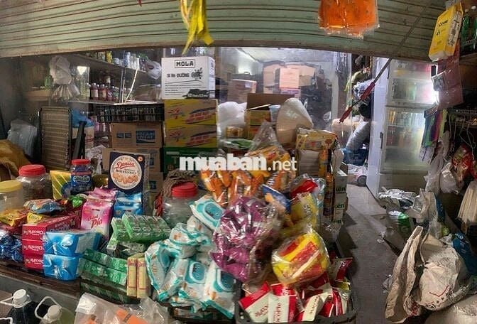 nhà mặt tiền cho thuê nguyên căn ngay chợ bến lội