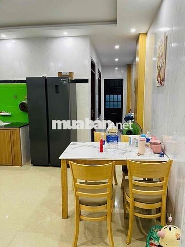 Bán nhà Hoàng Minh Giám Hoà xuân vip