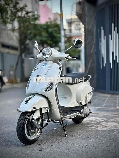 🌈Piaggio-Vespa 125 3v Bstp Chính Chủ Chất Xe Zin