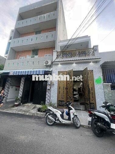 Bán nhà Mã Lò: 4x20 đúc 2 lầu ban công: 3PN, 3WC hẻm 8m