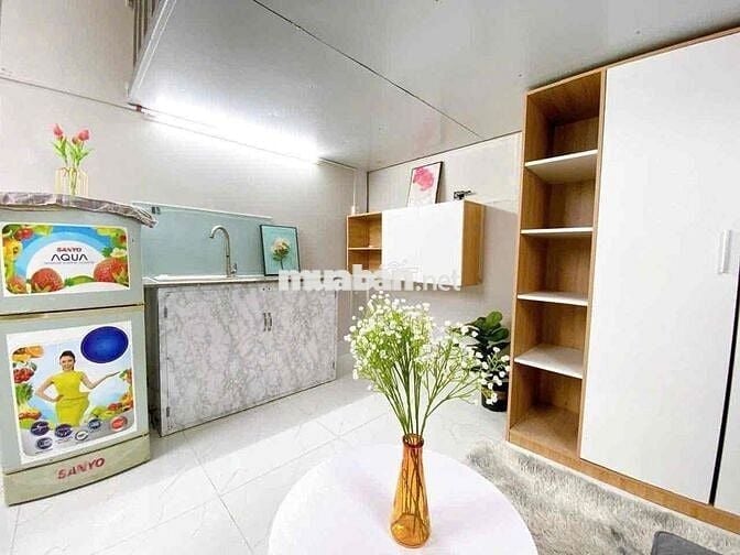 Cho thuê phòng duplex có gác 30m2 gần ueh quận 10