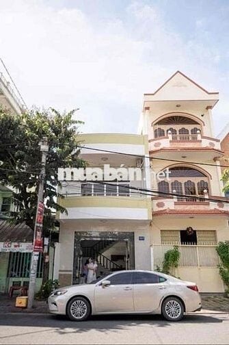 BÁN NHÀ TRỆT LẦU MẶT TIỀN TRẦN NGỌC QUẾ