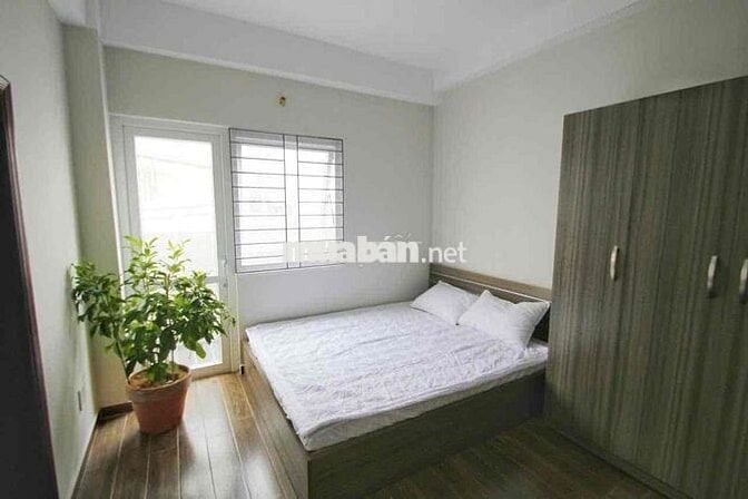 Cho thuê căn hộ Studio ban công Q4 gần ĐH Luật, ĐH Nguyễn Tất Thành