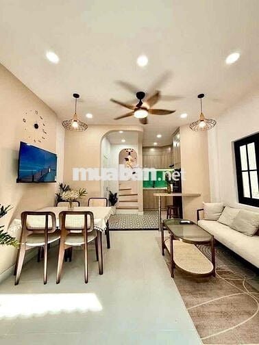 Nhà đẹp 3 tầng Lê Văn Sỹ Q3 full NT cao cấp giá chỉ 4.xx TỶ TL. ở ngay