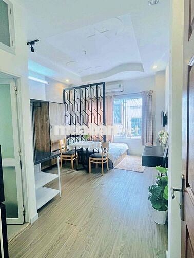 Cho thuê Căn hộ full nội thất cửa sổ gần chợ Tân Định Quận 1