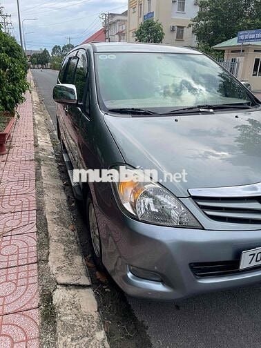 Toyota Innova 2011 GSR - 82000 km