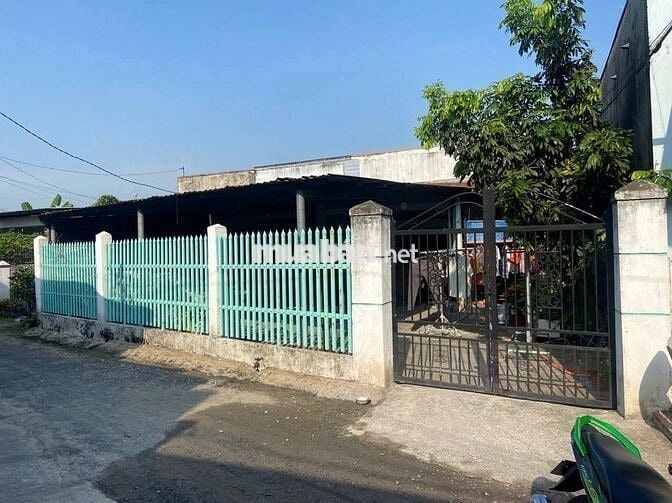 CHỦ VỠ NỢ GỬI BÁN NHÀ 317m2 MT XÃ HÒA PHÚ, CỦ CHI. GIÁ 1 TỶ 450 TRIỆU