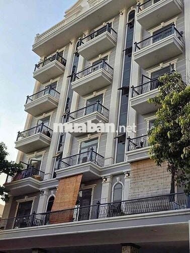 DUPLEX BAN CÔNG GIỮA VHU VÀ HUIT CỰC RỘNG CỰC THOÁNG MÁT