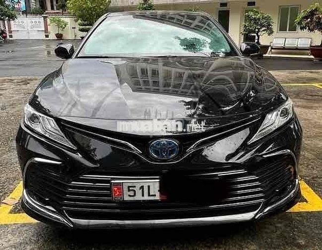 Toyota Camry 2024  2.5 HEV Mid- 4000 km