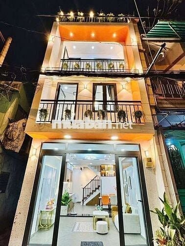 KẸT TIỀN BÁN NHÀ GIÁ NGỘP NHÀ NGÔ QUYỀN, QUẬN 10-GIÁ: 5.68TỶ/ 4,9Mx10M