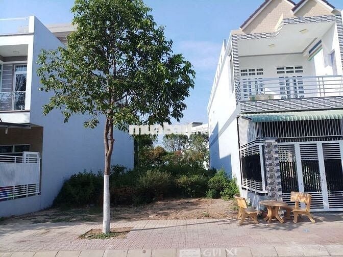 Bán đất đẹp tại Thị trấn Đức Hòa, 1,2 tỷ, 80.m2, pháp lý đầy đủ