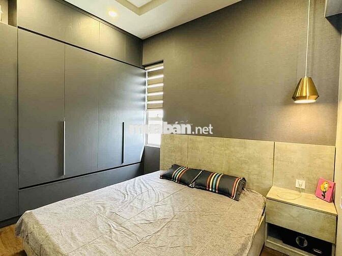 cho thuê 3pn2wc như hình. Richstar khu 1, hướng đông nam ban công dài