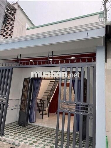 Nhà gác lừng 50m2 Bán Chỉ 725tr có SHR Tân Hiệp Hóc Môn. gọi ngay em !