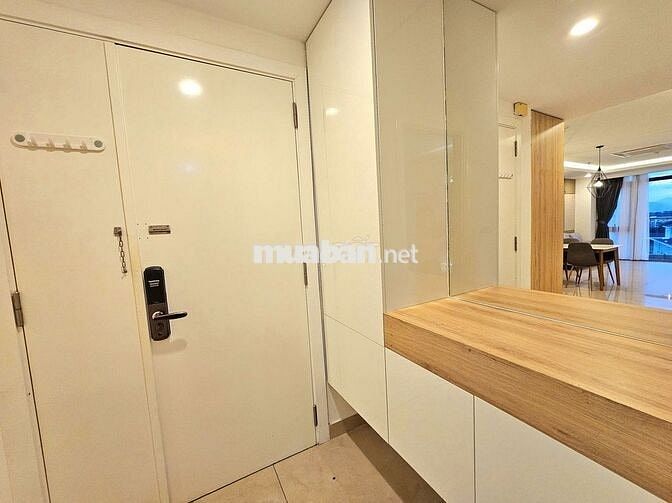 Bán CC Quang Nguyễn  3,5 tỷ, 70m2, 2PN, 2WC, đẹp xuất sắc