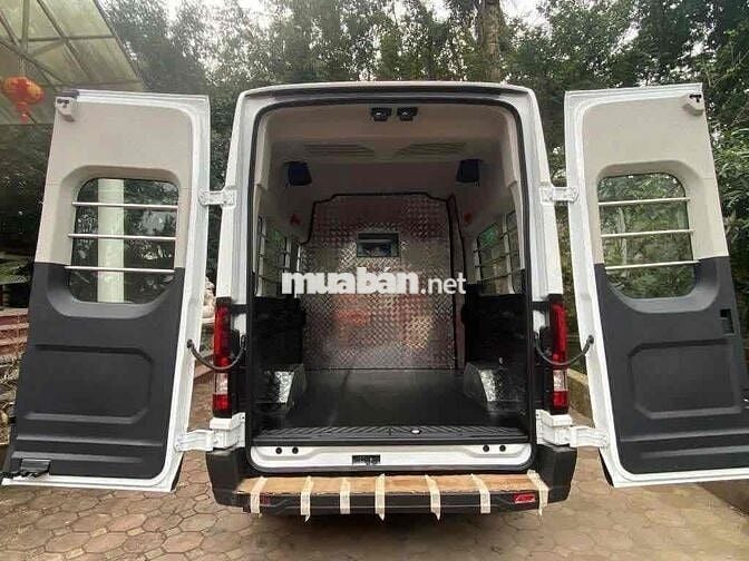 Ford Transit Van.Không Cấm Giờ. B2 Chạy Được