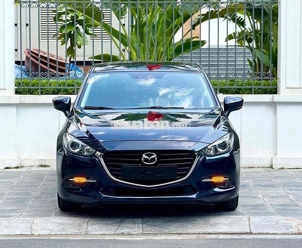 Mazda 3 2018 1.5 AT Sedan - 76000 km