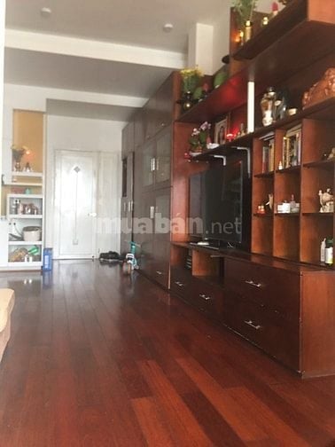 Bán nhà để về gần gia đình - Căn hộ Bigemco, 65m2, nhà mới đẹp, 3.2 ty