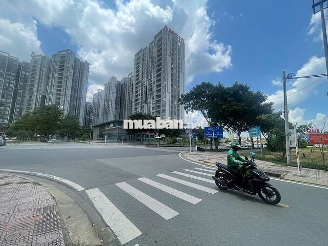 Cho thuê MB 2000m2 đối diện An Gia WestGate Bình Chánh, Đường Tân Túc