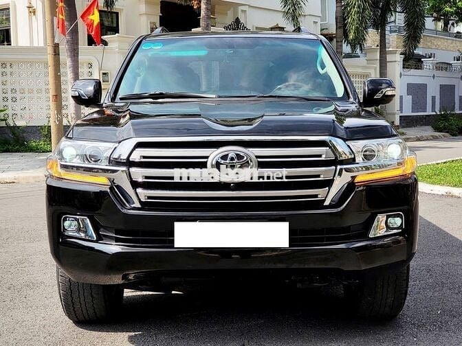 Hơn 1 TỶ có xe phôm 2020 Land Cruiser cực Chất nè