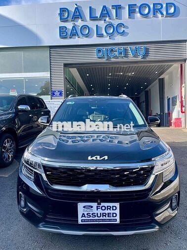 Kia Seltos 2022 Premium 1.6 AT - 64000 km