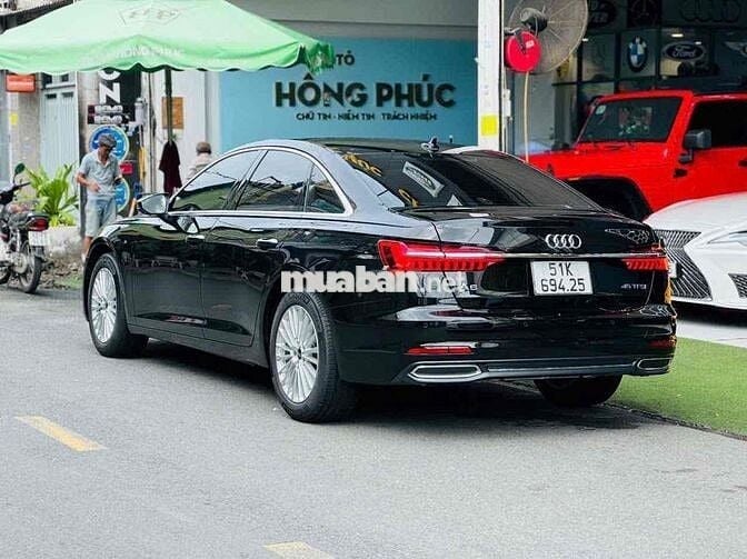 Audi A6 2022 45 TFSI siêu lướt 4200 km