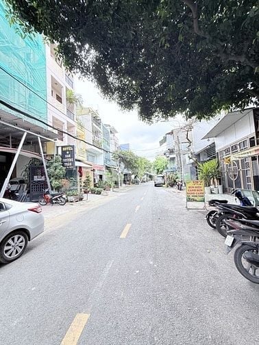 MẶT TIỀN KINH DOANH LÔ GÓC SIÊU ĐẸP - 4 TẤM BTCT