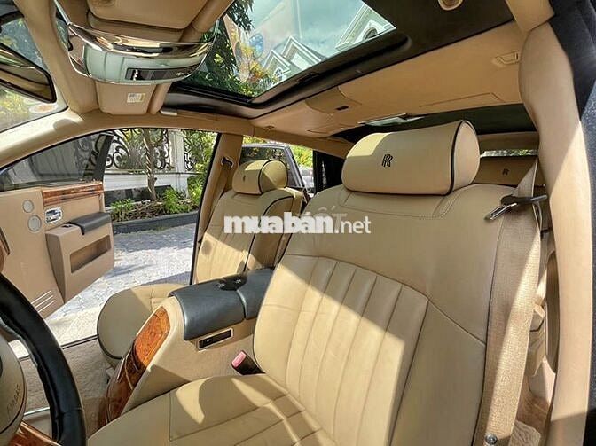 Rolls Royce Phantom 2010 - 17692 km