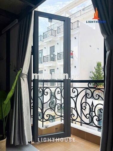 CHO THUÊ CĂN HỘ BALCONY GÁC LỬNG FULL NỘI THẤT NGAY VĂN LANG