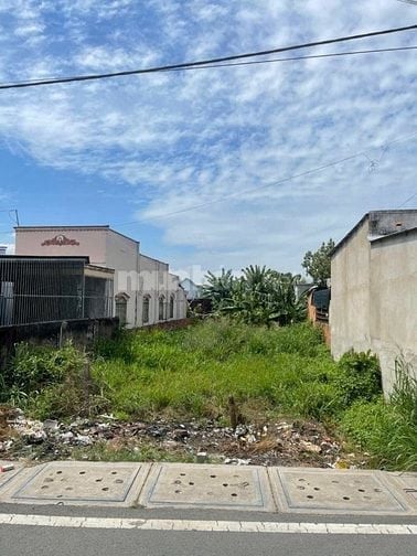 Bán đất mặt tiền đường Củ Chi (ngang 10x50= 500m2 thổ cư) - Giá 440Tr 