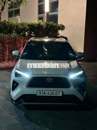 Toyota Yaris Cross HEV Đk 2/2025 Odo 5.900 km