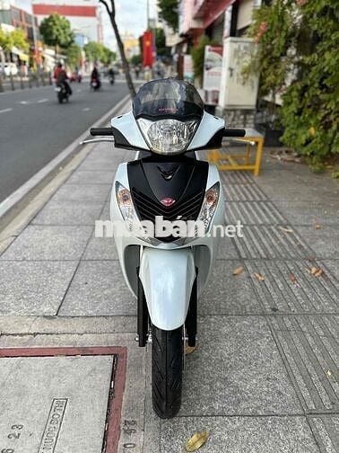 sh 125i nhập Ý sm104 2011 trắng sporty zin nguyên