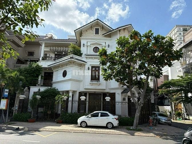 BÁN BIỆT THỰ ĐẸP  LÊ THÚC HOẠCH, P. PHÚ THỌ HÒA, TÂN PHÚ