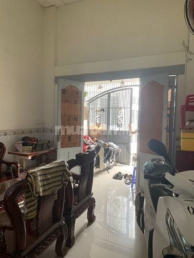 Nhà nở Hậu gần dự án cầu Nguyễn Khoái, Dt 5x12m