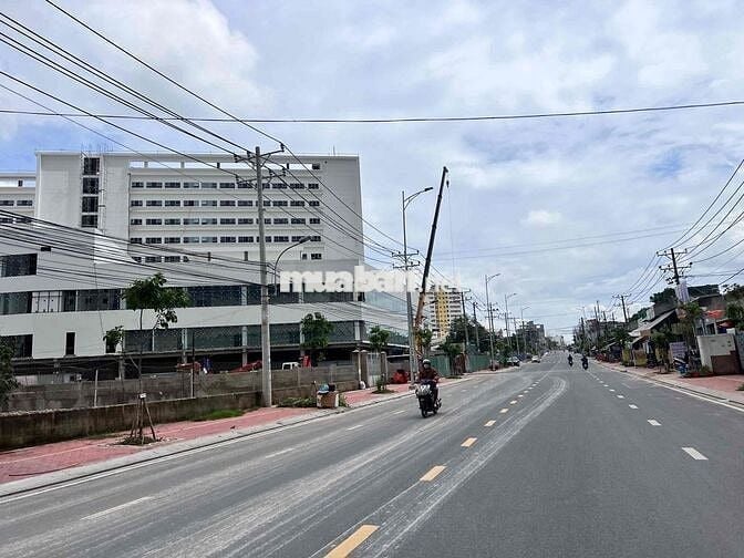 BÁN ĐẤT TẶNG TRỌ - ĐƯỜNG NHỰA XE HƠI 5M - GẦN GA METRO, ĐẤT NGANG 5M