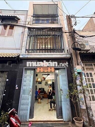 Cho thuê nhà 7tr5 đường 18D Gò xoài 3x8 .3tẩngb2pn 2tolet