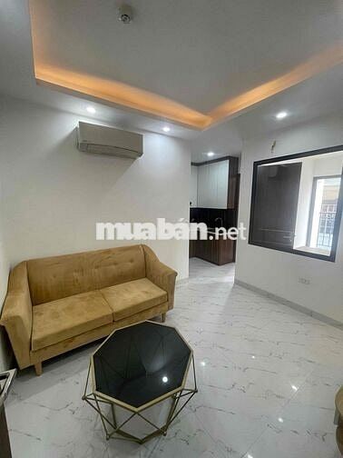 Bán CCMN Mới Thoáng Đẹp , Tầng Trung Căn Góc - Chính Kinh, Nguyễn Trai