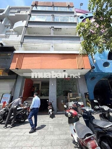 Cho Thuê Nhà Suốt Đẹp Có Hầm Xe Đường Phan Xích Long, Phú Nhuận