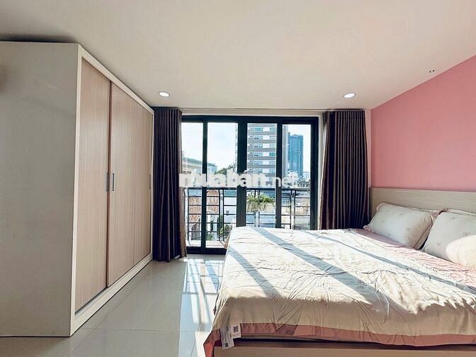 SIÊU PHẨM CĂN DUPLEX BAN CÔNG VIEW ĐẸP THANG MÁY