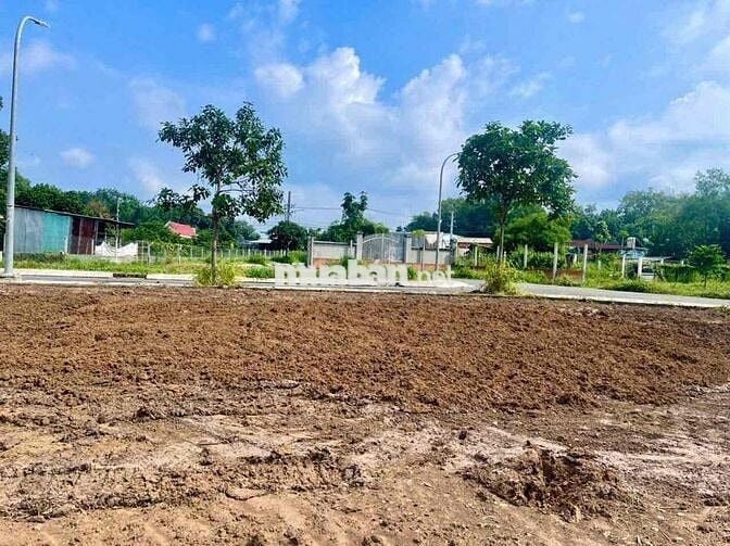 Cần bán gấp lô đất tiềm năng sinh lời , Xã Phú Hoà Đông Củ Chi
