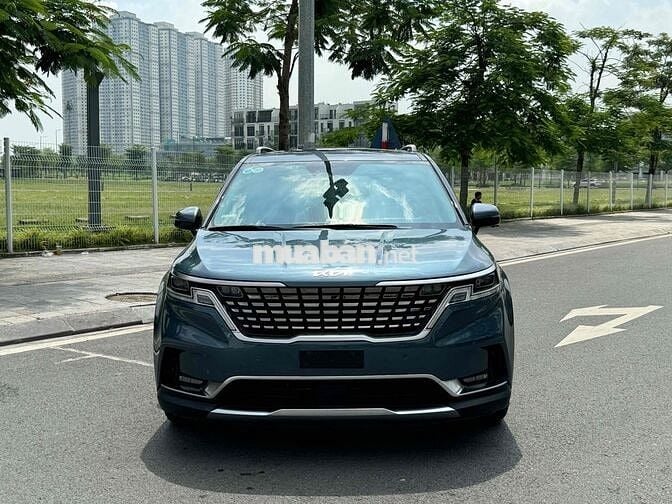 Kia Carnival 2023 Signature 2.2D - 48000 km