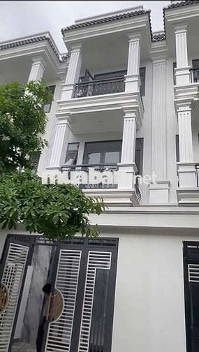 KHU THƯƠNG MẠI HOÀNG NAM 5 NHÀ TÂN CỔ ĐIỂN