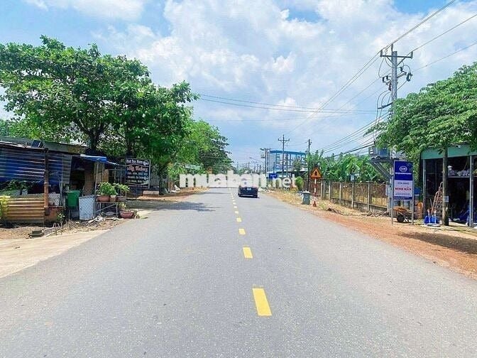 Bán 1 cặp 10m TC ngay cổng vào KCN 1000ha