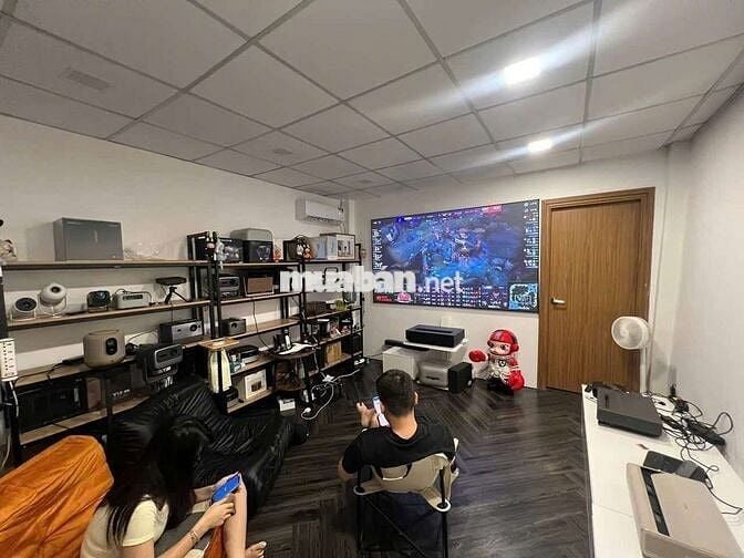 Nhà mặt tiền đường số Tân Hưng Quận 7 4x18 hợp ở và kd online