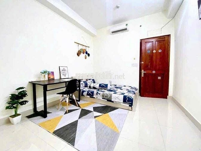 CĂN HỘ GIÁ TỐT , NGAY ETOWN , SÁT HỌC VIỆN HÀNG KHÔNG , FULL NT