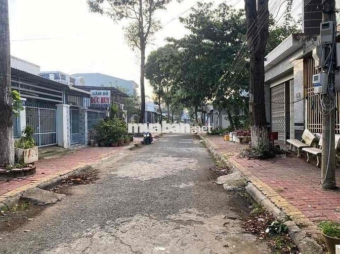ĐẤT THỔ CƯ TẶNG NHÀ KHO, KHU VƯỢT LŨ PHƯỜNG 8 NAY LÀ PHƯỜNG TÂN HẠNH,