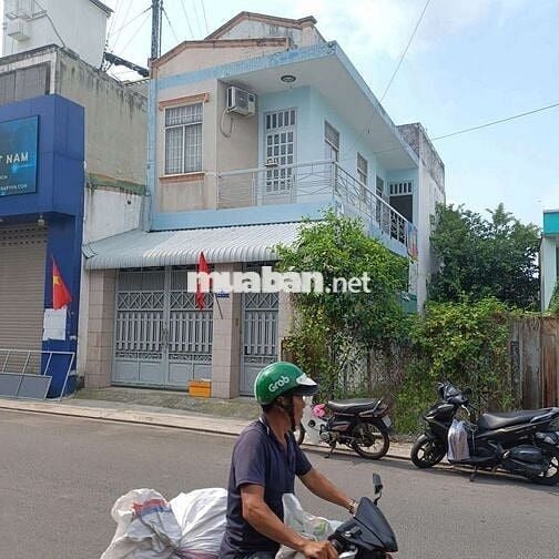 Nhà 1 lầu đúc kiên cố,mặt,ngang 5 dài 20