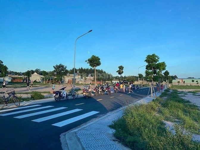 BÁN NHANH LÔ 100M2 NGAY KHU DÂN CƯ AN VIỄN - GIÁ CHỈ 8 TRIỆU/M2 - 